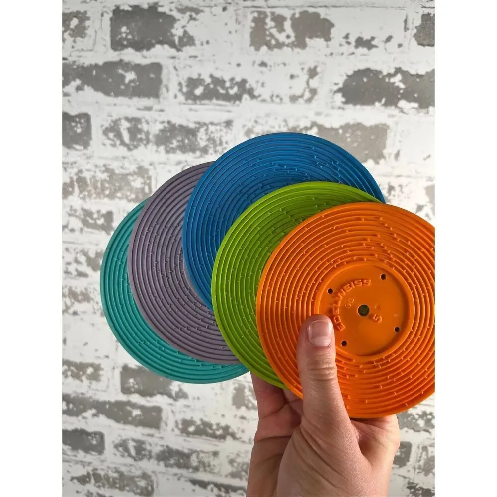 Fisher Price | kids vintage record player with records